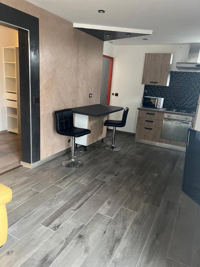 Residence Bord De Loire Euro 6 Decize Zewnętrze zdjęcie